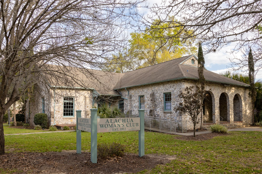 Photo of the Alachua Women's Club in downtown Alachua, FL; March 10, 2020. Editorial credit: H.J. Herrera / Shutterstock.com, licensed.