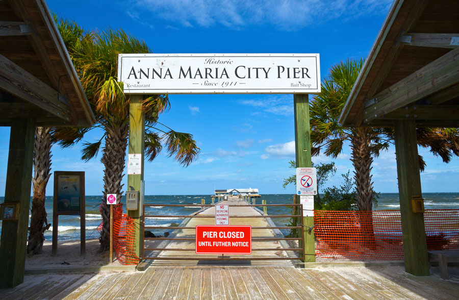 Anna Maria Historic Pier is closed after being extensively damaged by Hurricane Irma. October 2, 2017. Editorial credit: Mark Winfrey / Shutterstock.com, licensed.