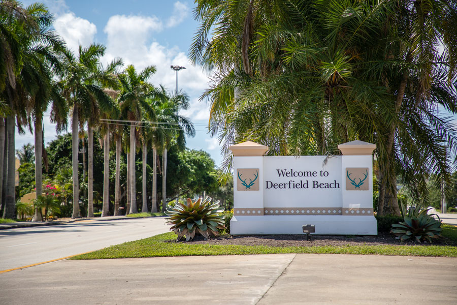 Welcome sign in the city of Deerfield Beach, FL. Photo credit ShutterStock.com, licensed.