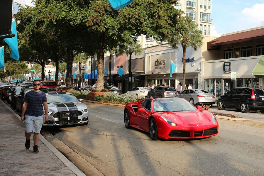 Las Olas Boulevard, a popular upscale tourist destination for shopping and dining, is considered the heart and soul of Fort Lauderdale, May 14, 2017.