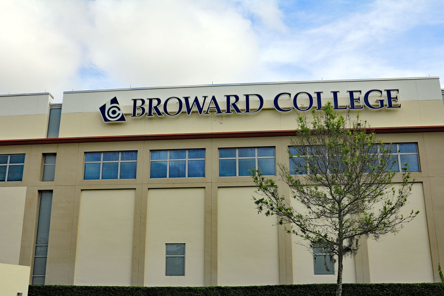 Exterior of Broward Community College North Campus. Editorial credit: Serenethos / Shutterstock.com, licensed.