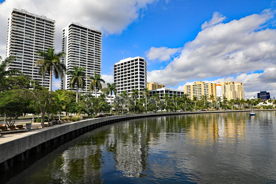 The beautiful and changing skyline along the Intracoastal Waterway and waterfront near Lake Worth Lagoon. Editorial credit: Thomas Barrat / Shutterstock.com, licensed.