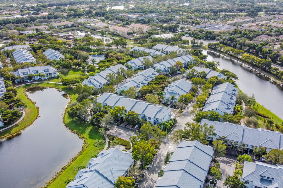 An aerial view of communities in Weston Florida. Photo credit ShutterStock.com, licensed.