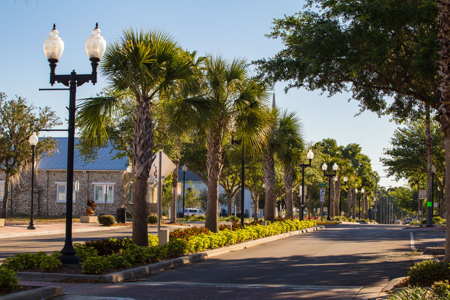 A downtown road in Zephyrhills, Florida on 5th Avenue. Photo credit ShutterStock.com, licensed.