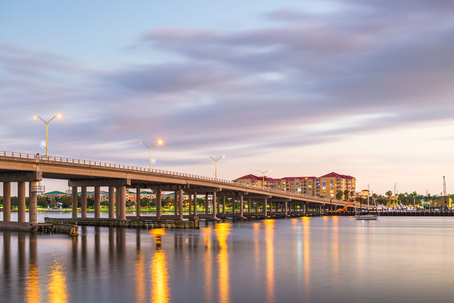 Downtown on the Manatee River at dusk in Bradenton, Florida. Photo credit ShutterStock.com, licensed.