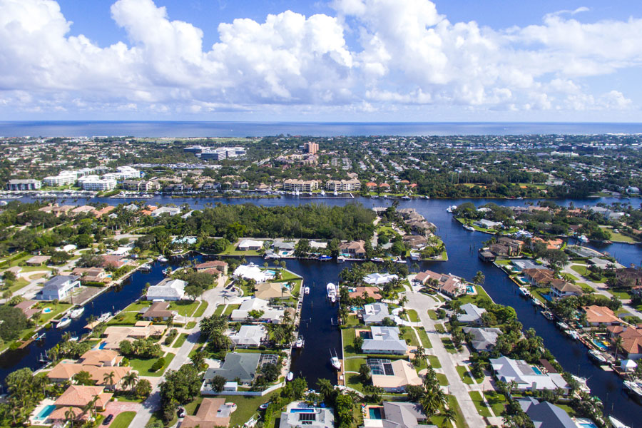 An aerial view of real estate in Palm Beach Gardens, FL. Photo credit ShutterStock.com, licensed.