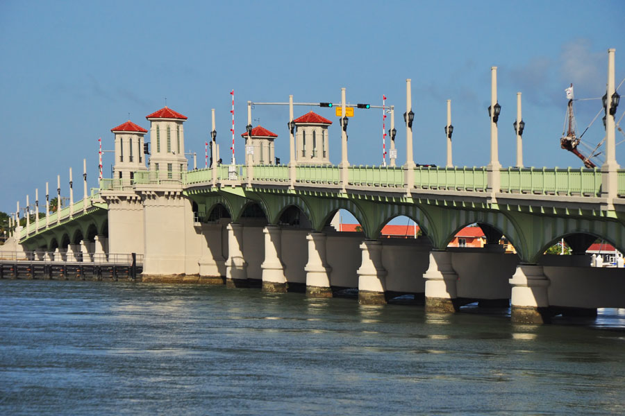 The Bridge of Lions in St Augustine Florida. The iconic drawbridge stretched across the intracoastal waterway and links Anastasia Island and the beaches of St Augustine Florida. 