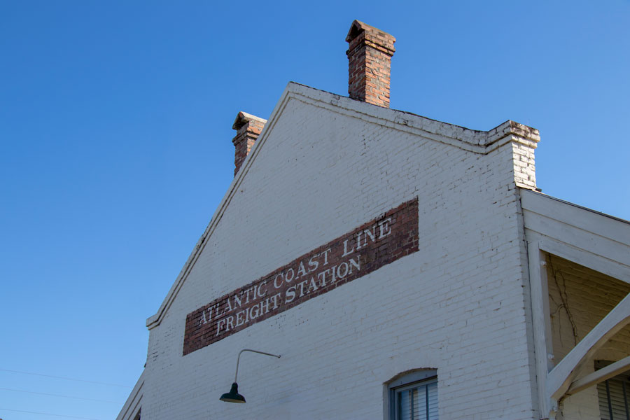 The Atlantic Coast Line Freight Station, a busy freight and passenger hub between 1898 and 1967, now houses the Suwannee County Historical Museum. Live Oak, Florida - November 23, 2021. File photo: Jen Wolf, Shutter Stock, licensed.