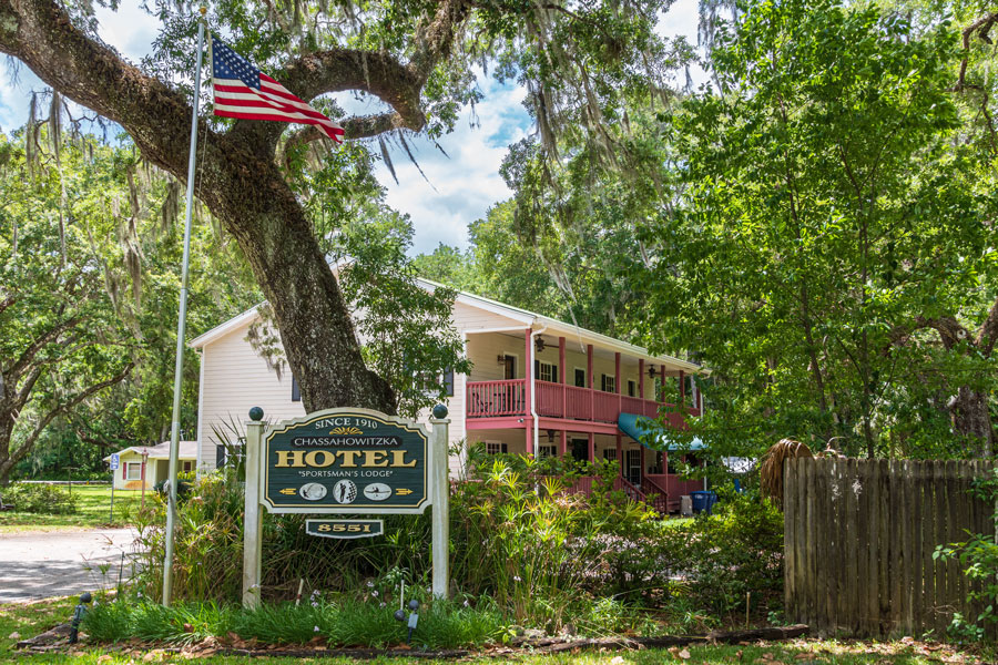 The Chassahowitzka Hotel, located at 8551 W Miss Maggie Dr, Homosassa, FL 34448, offers a blend of historic charm and modern amenities. This family-owned lodge-style hotel provides guests with an authentic "Old Florida" experience.