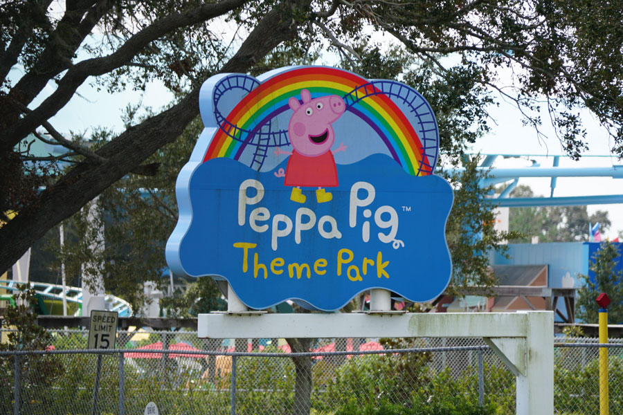 Peppa Pig Theme Park